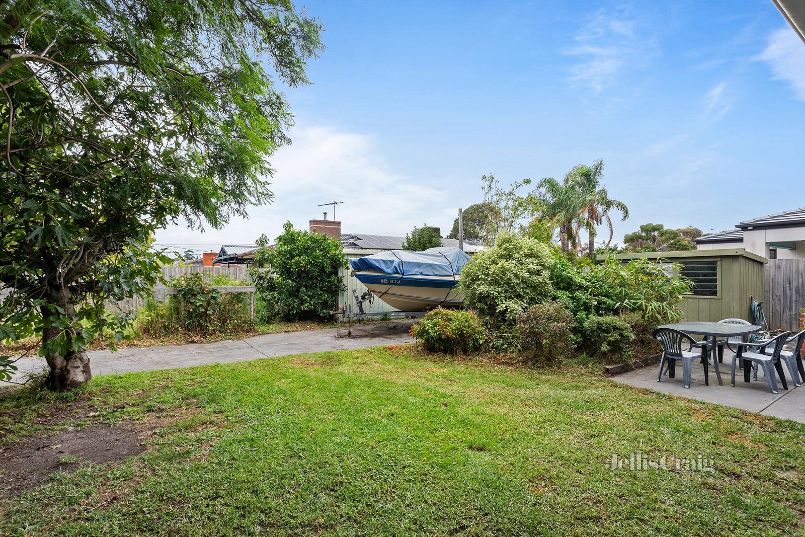 142 Watsons Road, Glen Waverley image 7