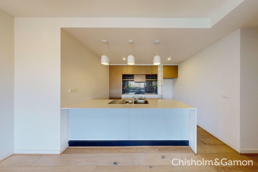 14/201 Ormond Road, Elwood image 5
