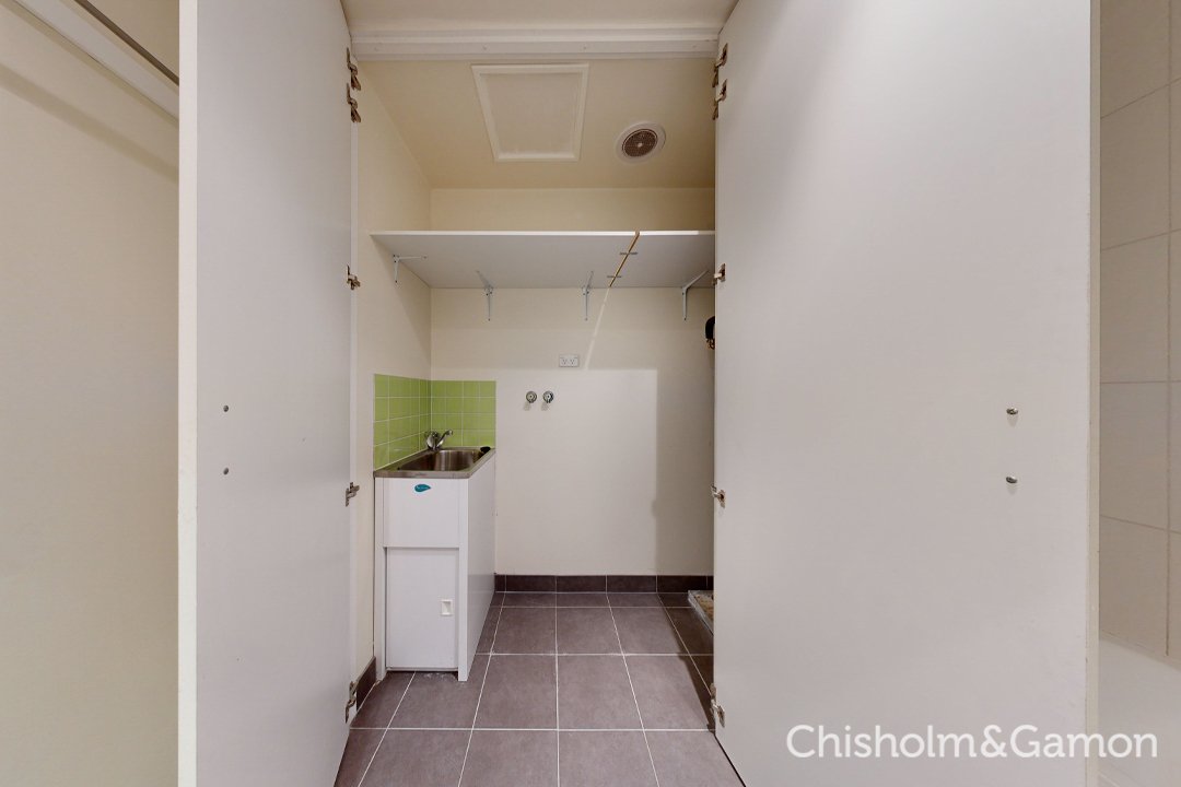 14/201 Ormond Road, Elwood image 10