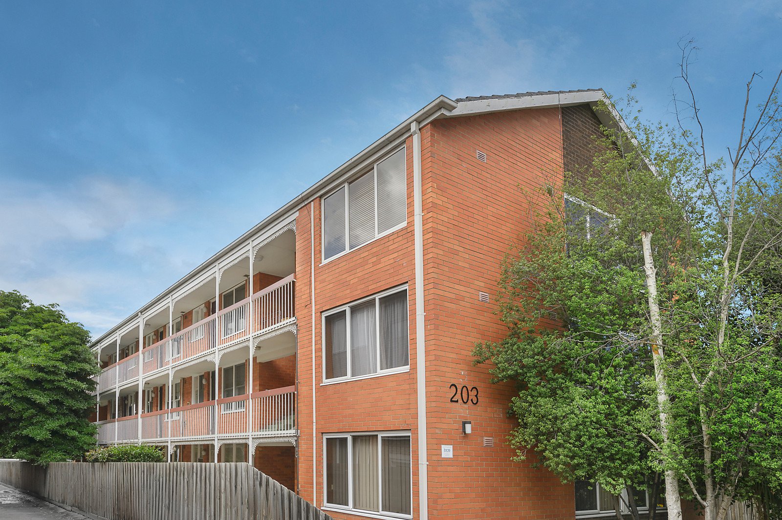 14/203 Auburn Road, Hawthorn image 5