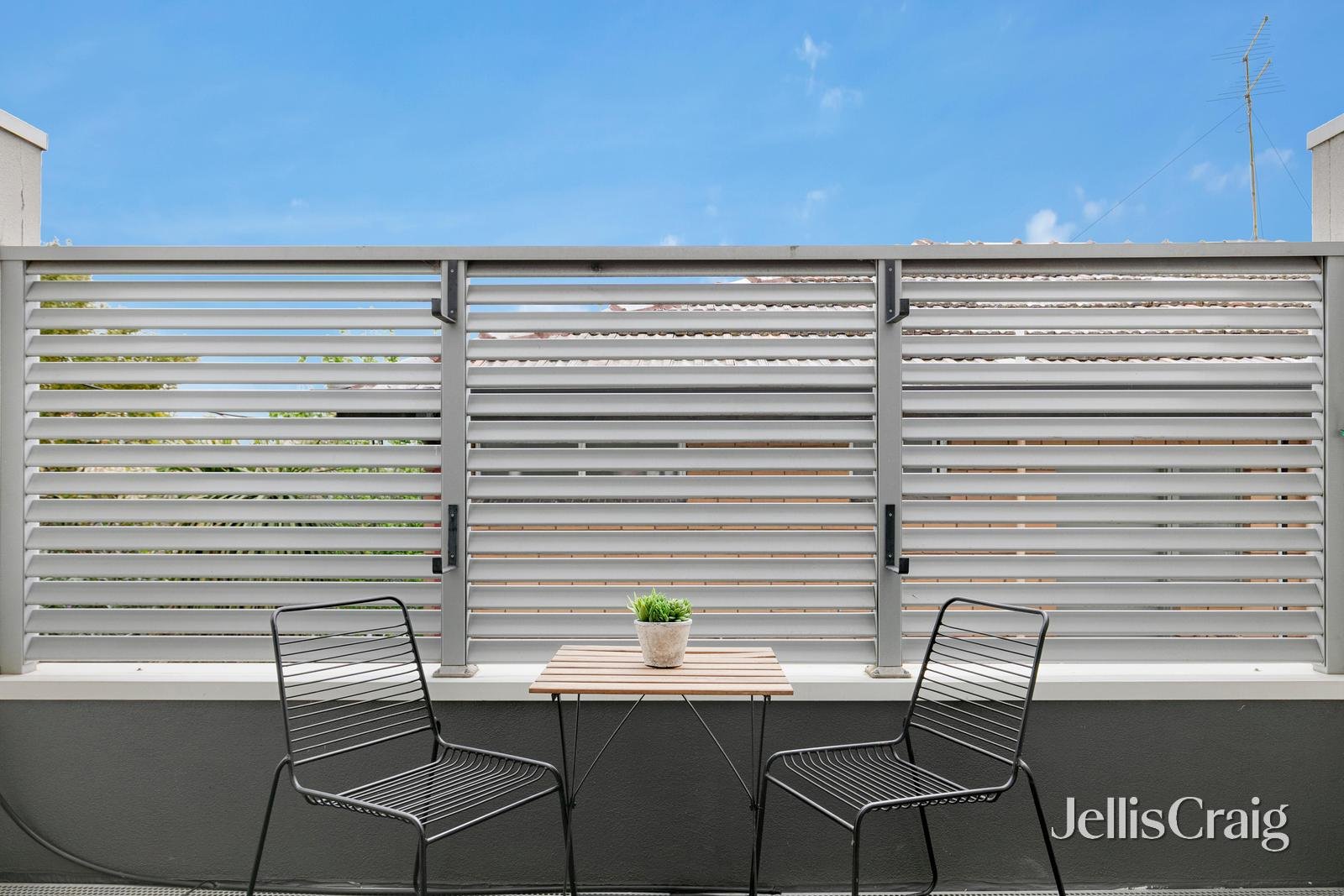 1/422 Gaffney Street, Pascoe Vale image 9