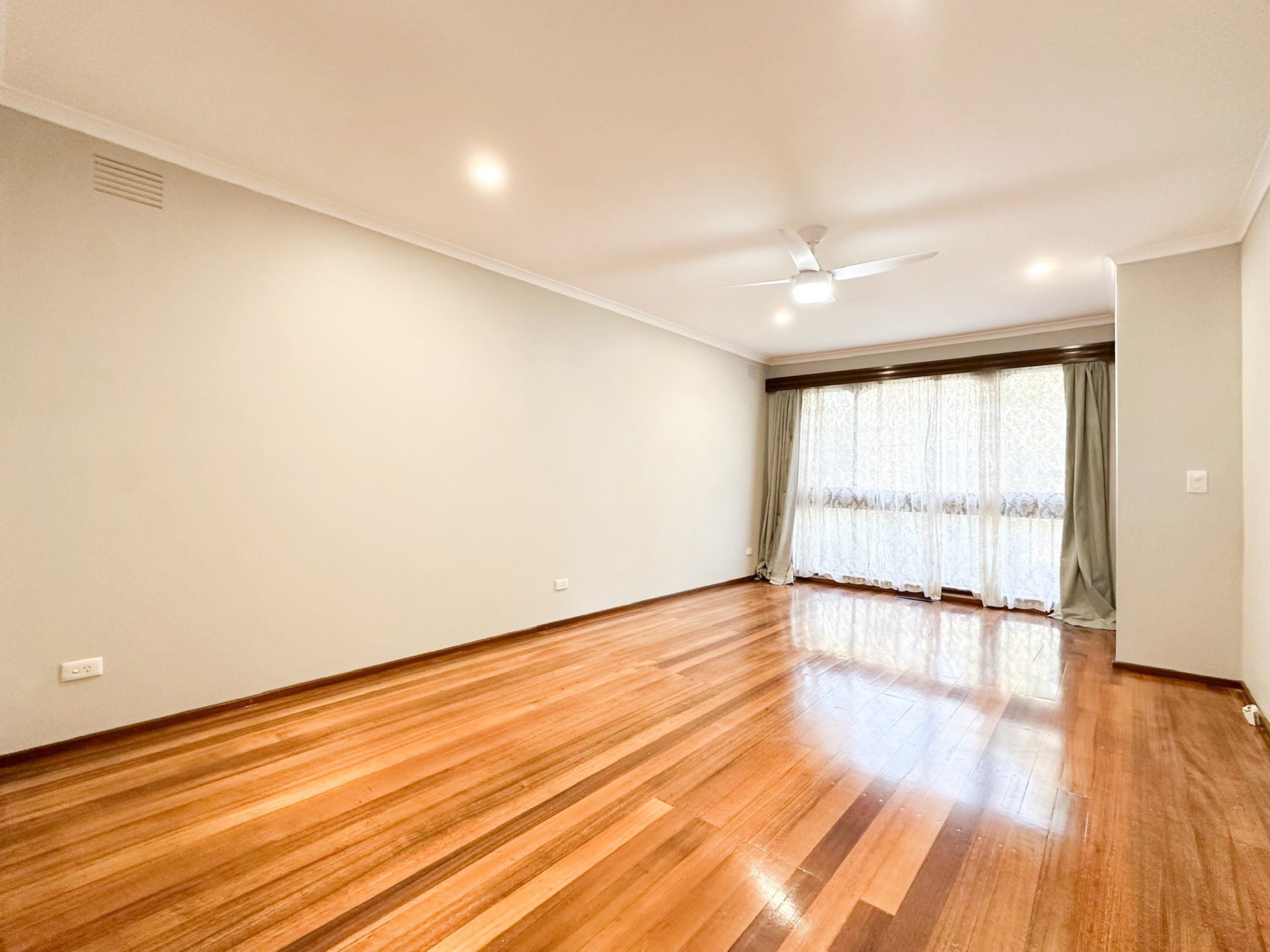 1/423-425 Waverley Road, Mount Waverley image 2