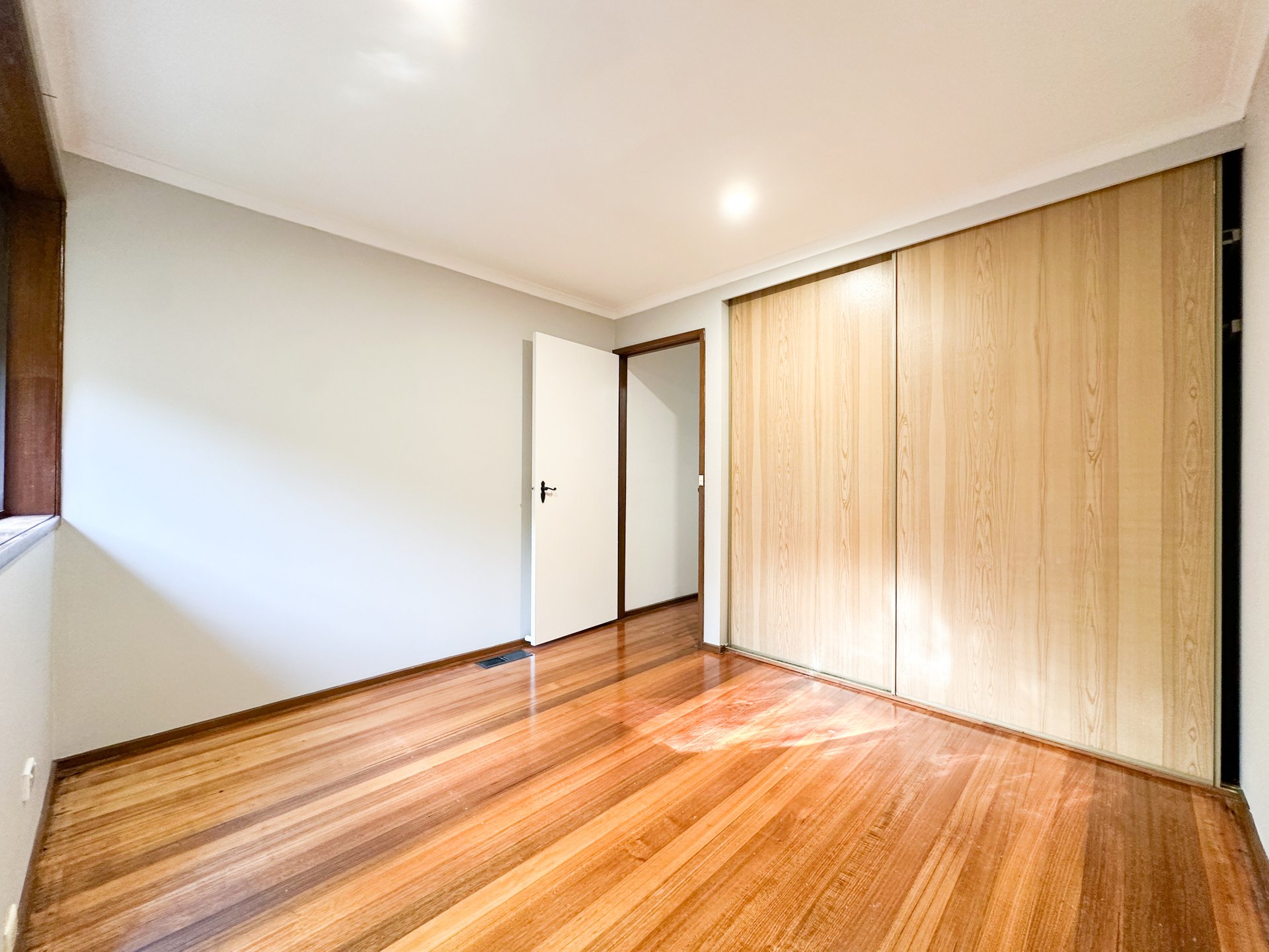 1/423-425 Waverley Road, Mount Waverley image 5