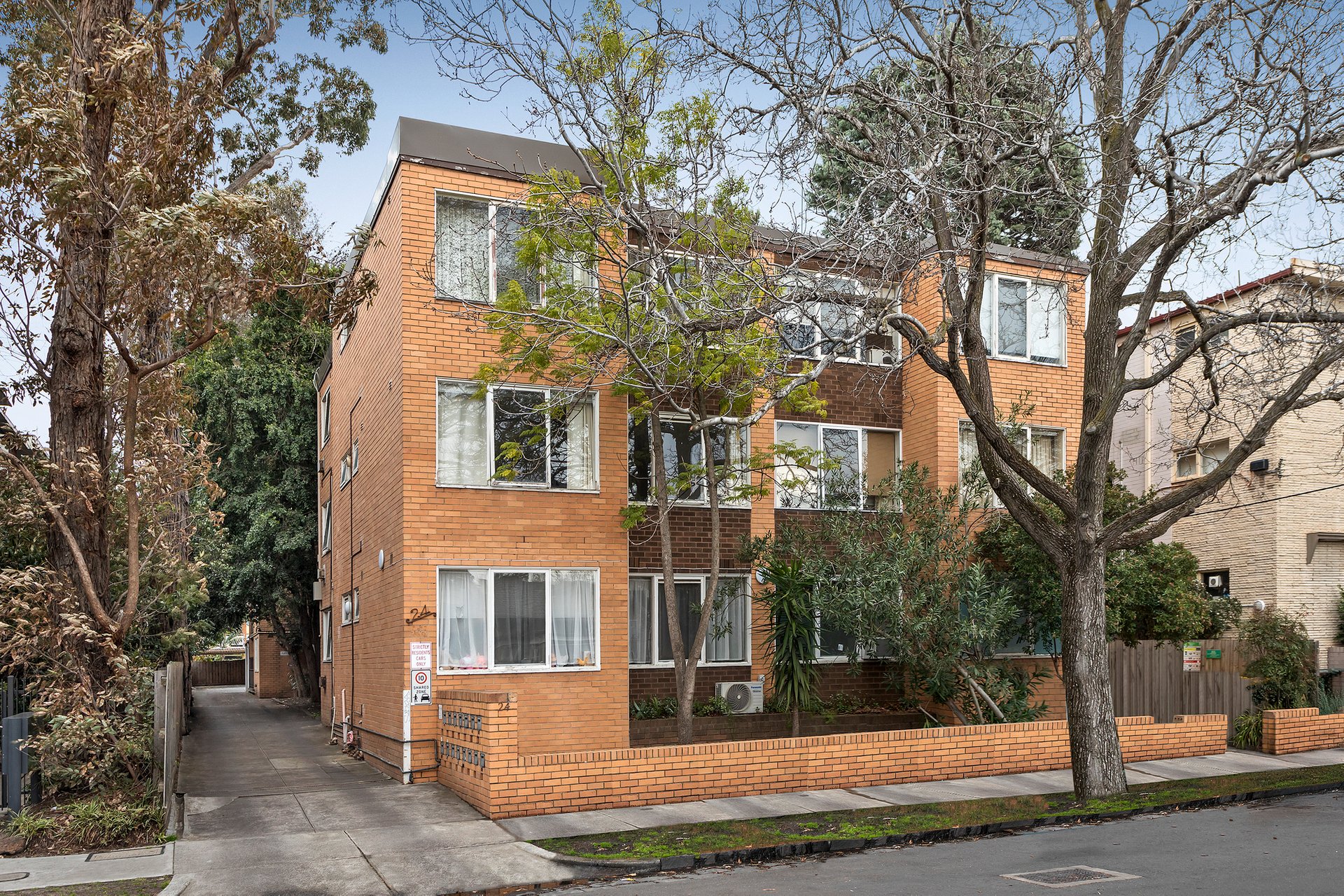 Property Gallery Thumbnail 10