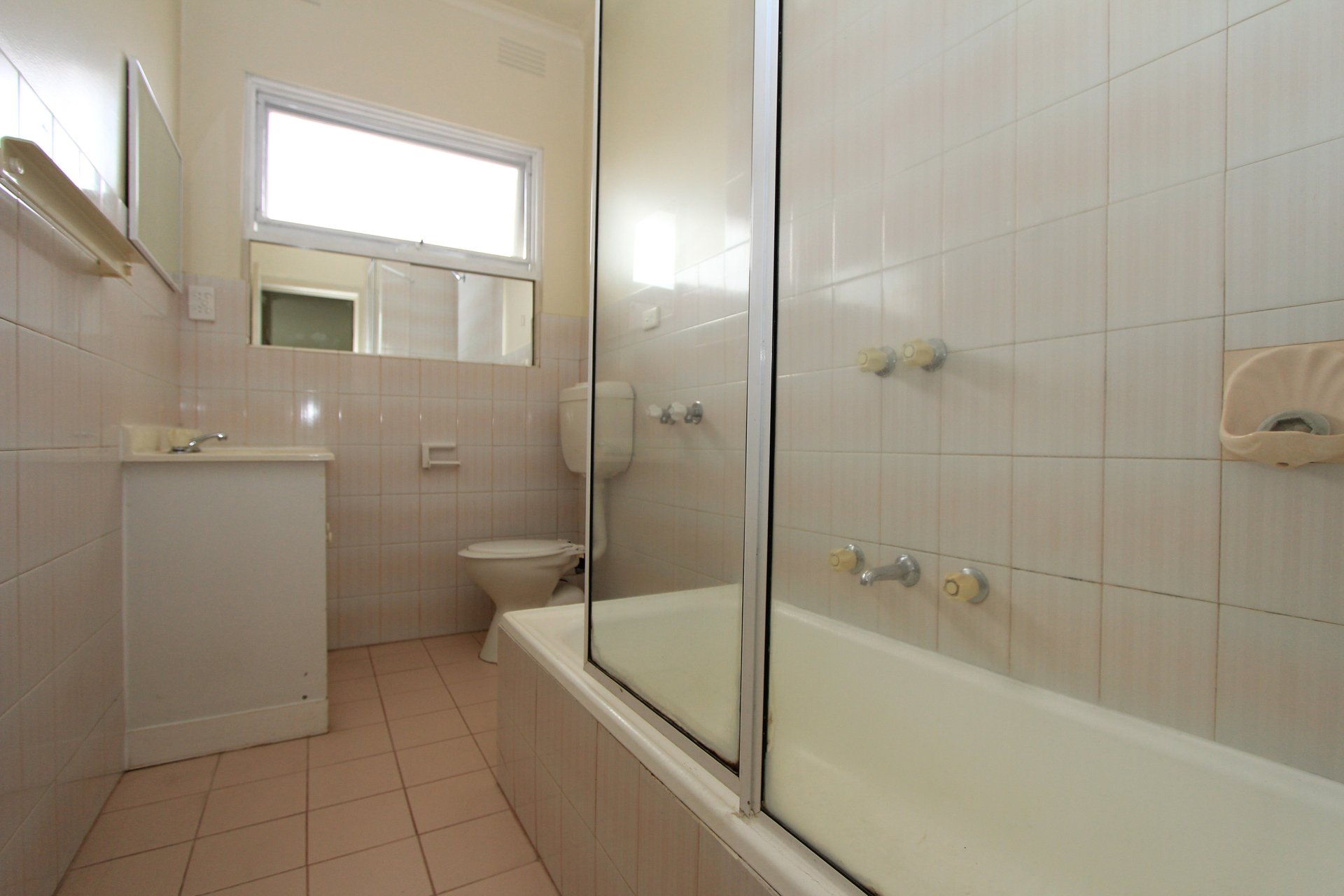 Property Gallery Thumbnail 6