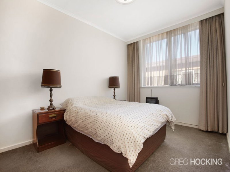 14/26 Loch Street, St Kilda West image 7