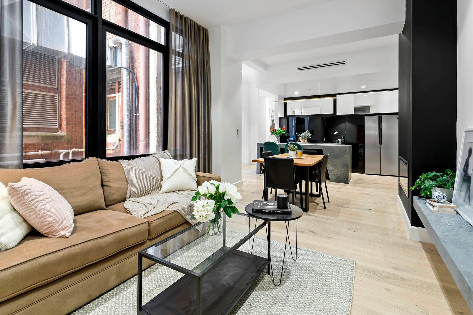 Property Gallery - Main Image