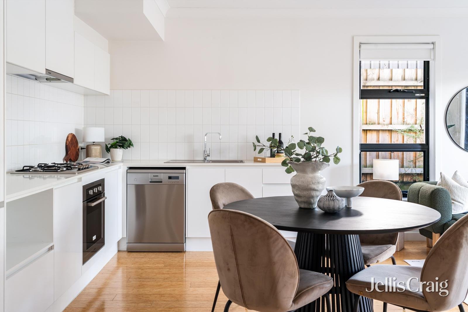 14/28-32 Livingstone Road, Eltham image 4