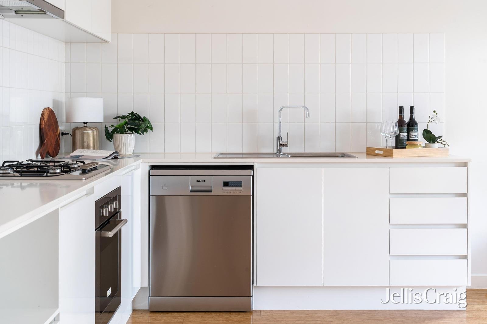 14/28-32 Livingstone Road, Eltham image 5