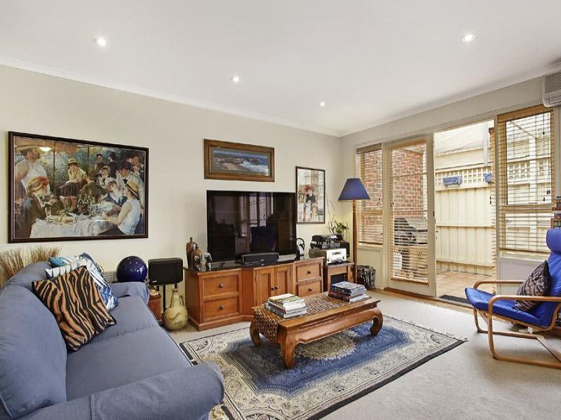 14/28 Pine Street, Hawthorn image 2