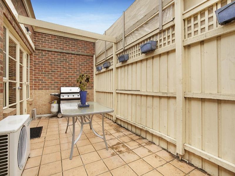 14/28 Pine Street, Hawthorn image 7