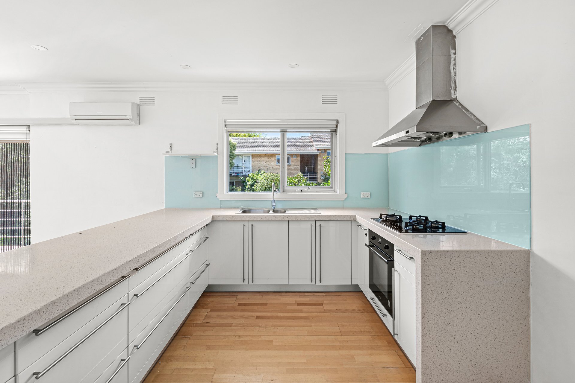 14/3-5 Kireep Road, Balwyn image 1