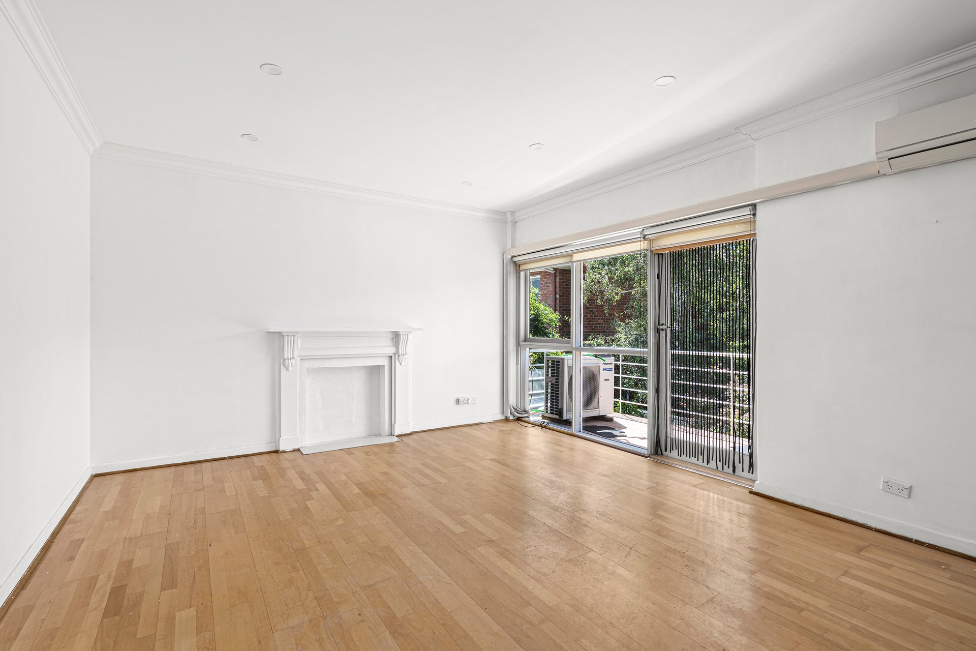 14/3-5 Kireep Road, Balwyn image 6