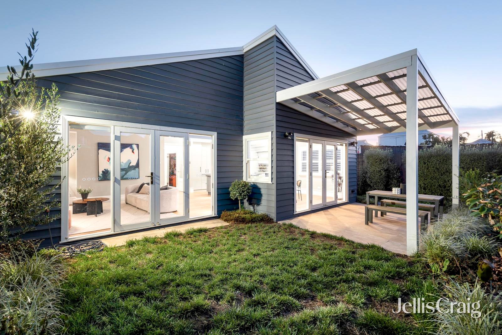 143 Albert Street, Brunswick image 7