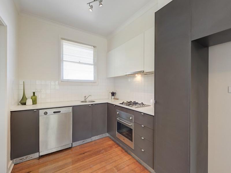 14/3 Bickleigh Street, Glen Iris image 3