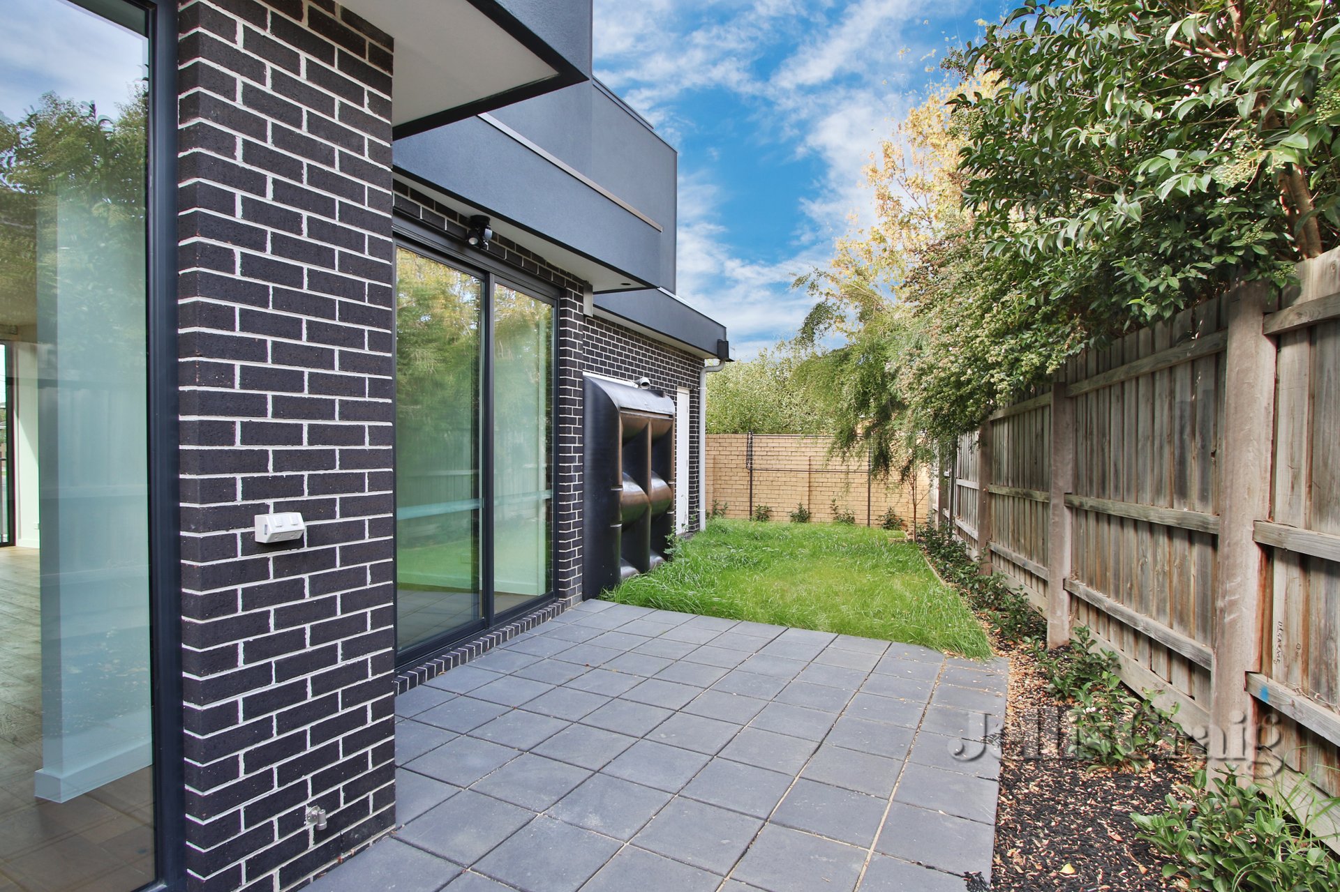 143 Brady Road, Bentleigh East image 8
