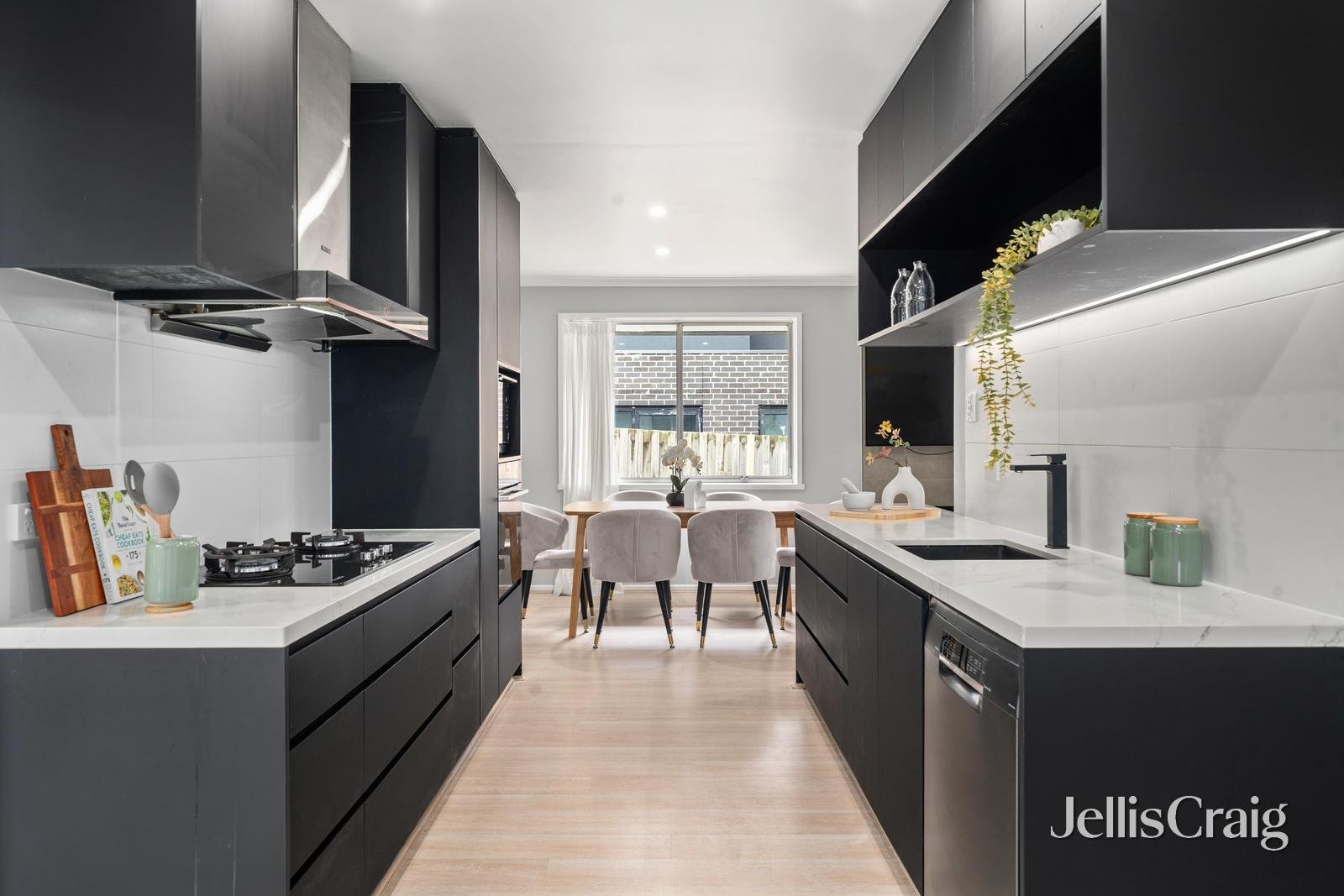 1/43 Cassowary Street, Doncaster&nbsp;East image 3