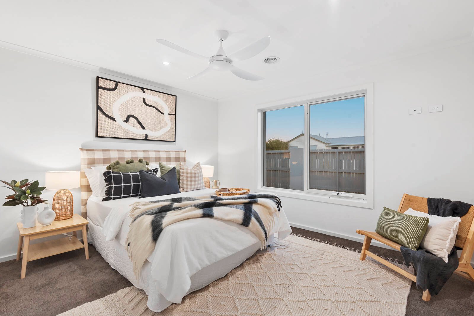 Property Gallery Thumbnail 7