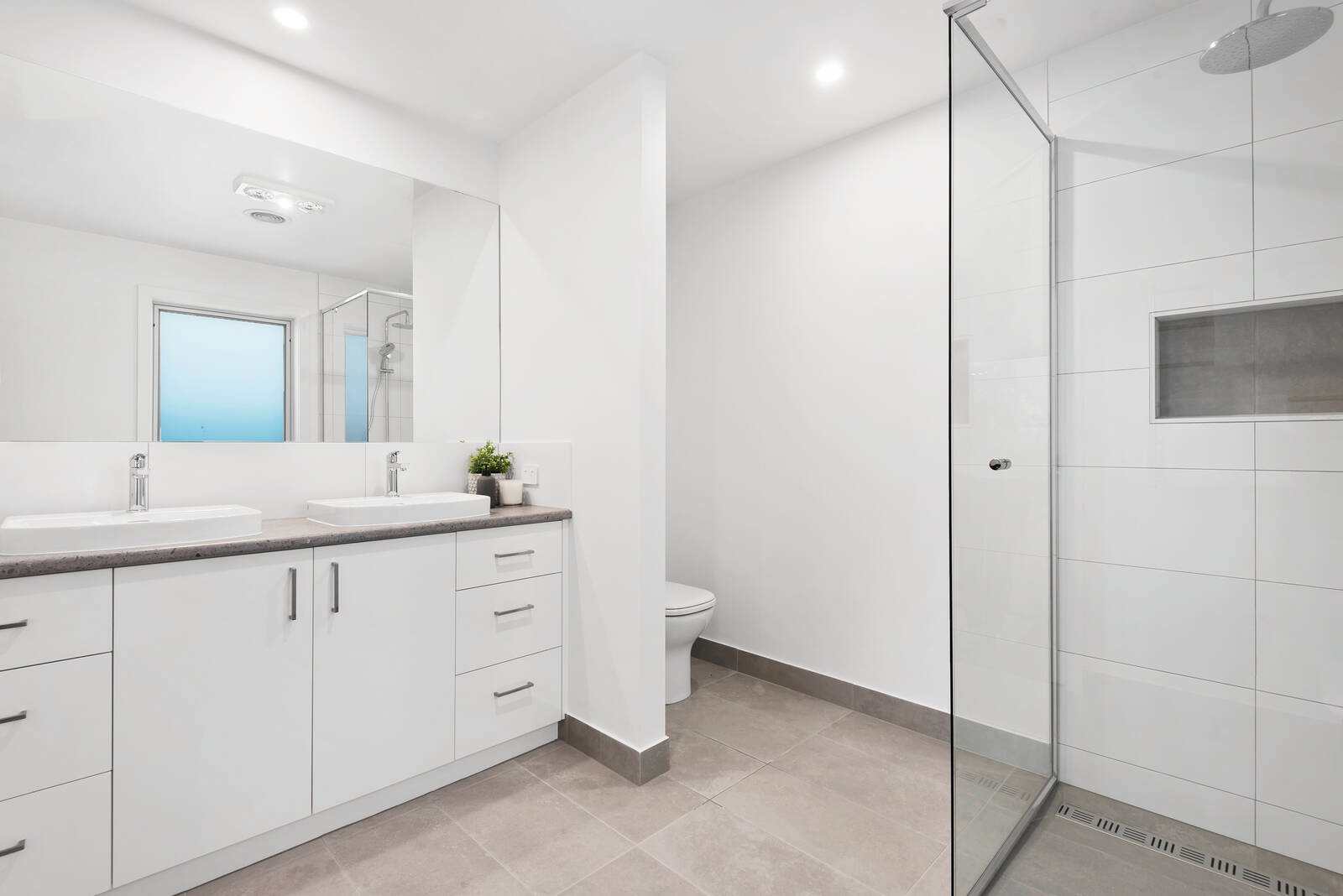 Property Gallery Thumbnail 8