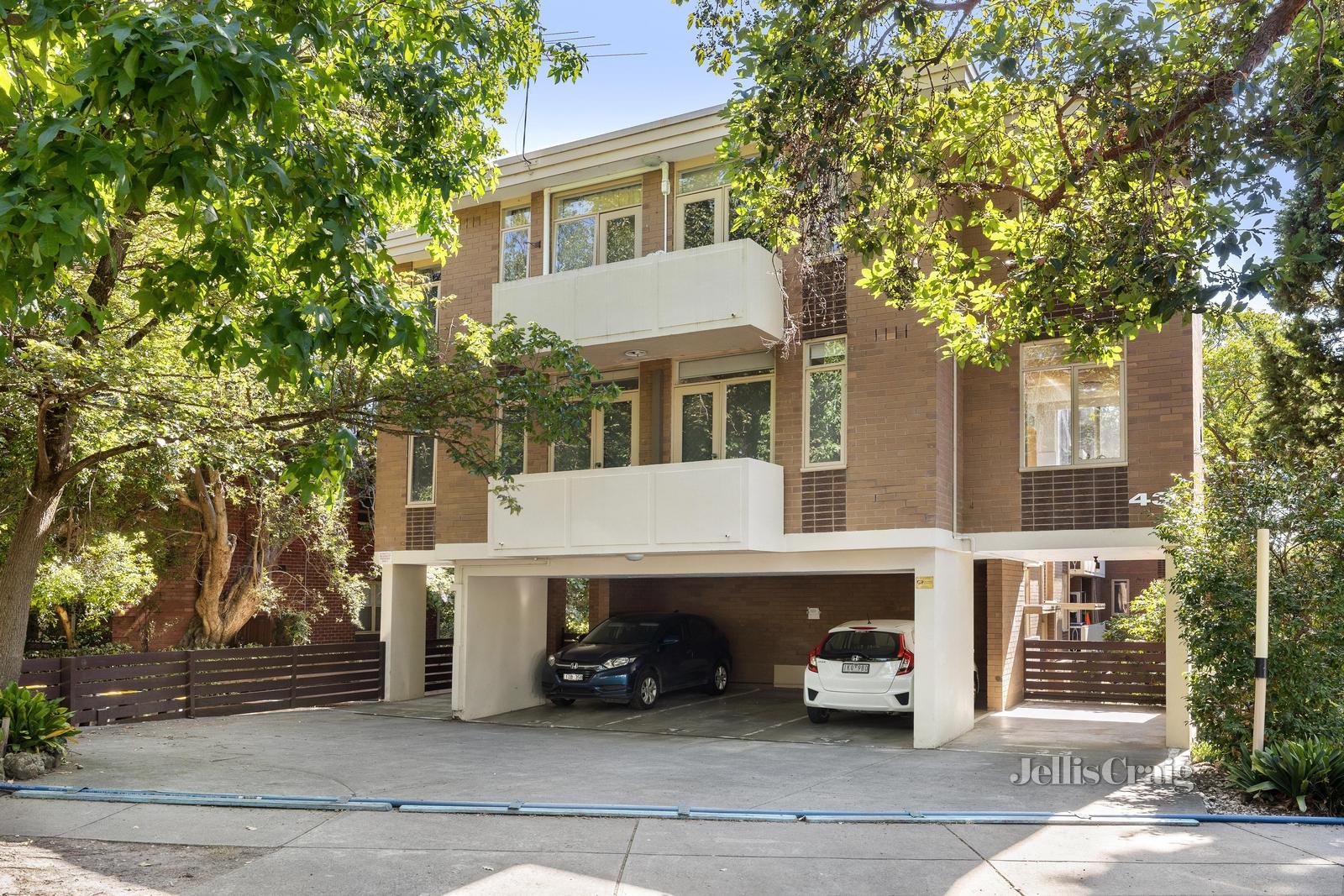 1/43 Grandview Grove, Prahran image 2