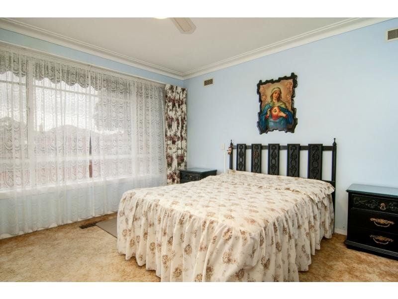 143 McIntosh Road, Altona North image 5