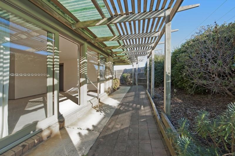 Property Gallery Thumbnail 7