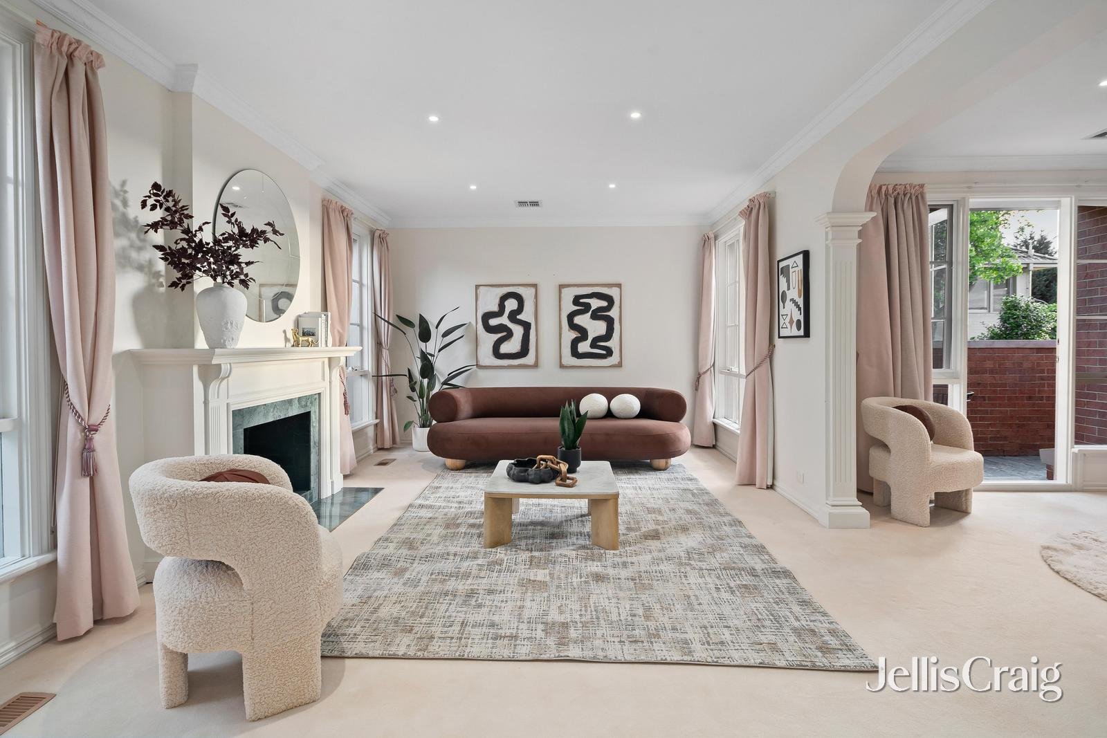 1/43 Yerrin Street, Balwyn image 2