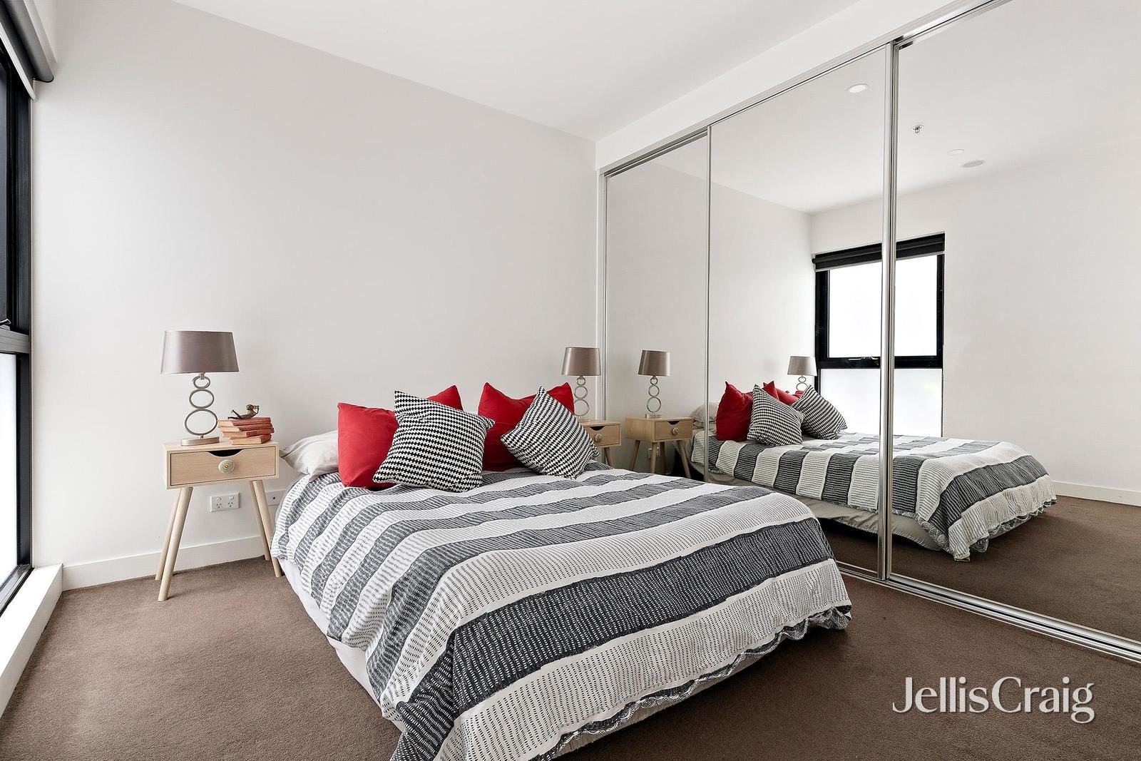 14/30 Leonard Crescent, Ascot Vale image 5