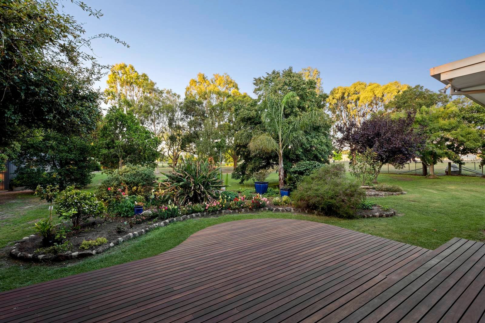 Property Gallery Thumbnail 10