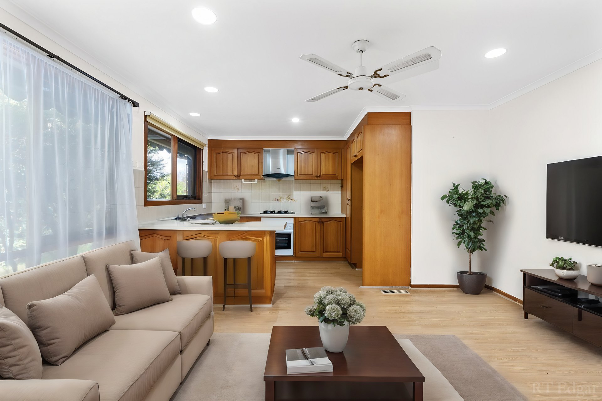 Property Gallery Thumbnail 2