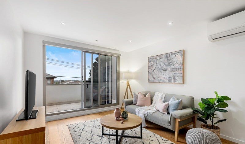 Property Gallery Thumbnail 3