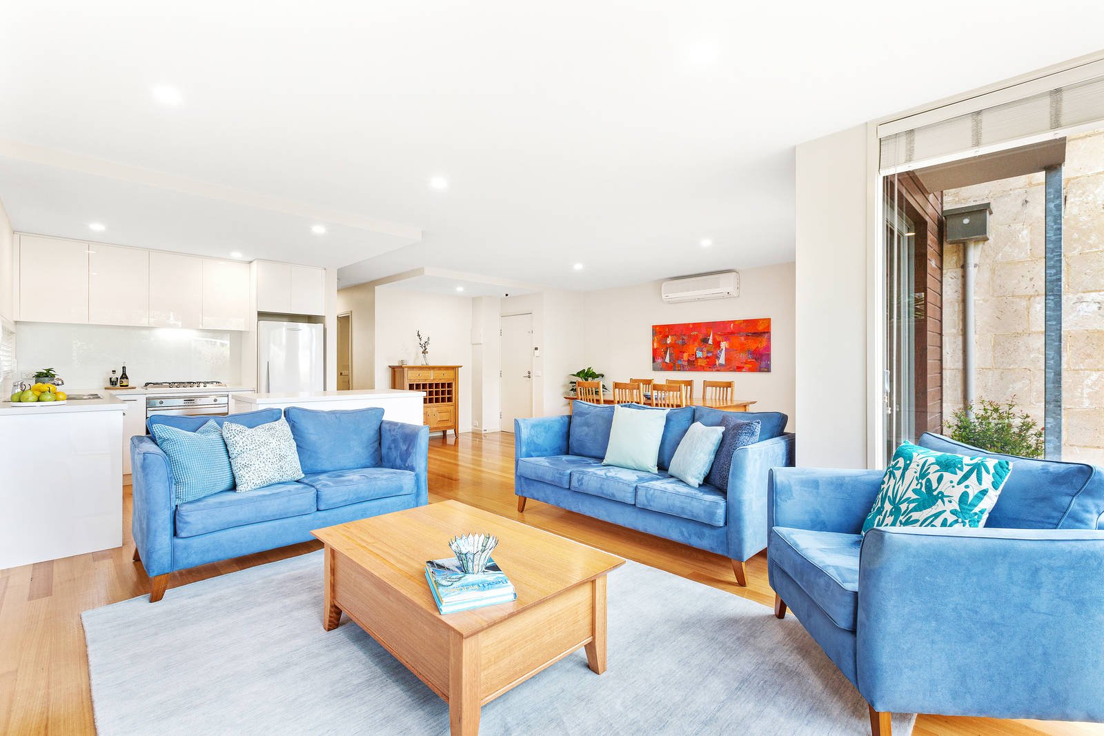 Property Gallery Thumbnail 3