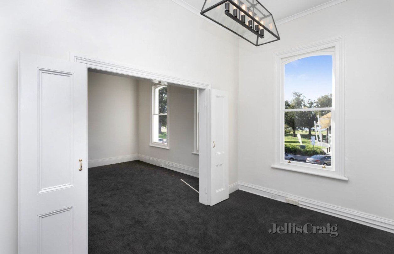 143A Nelson Place, Williamstown image 5