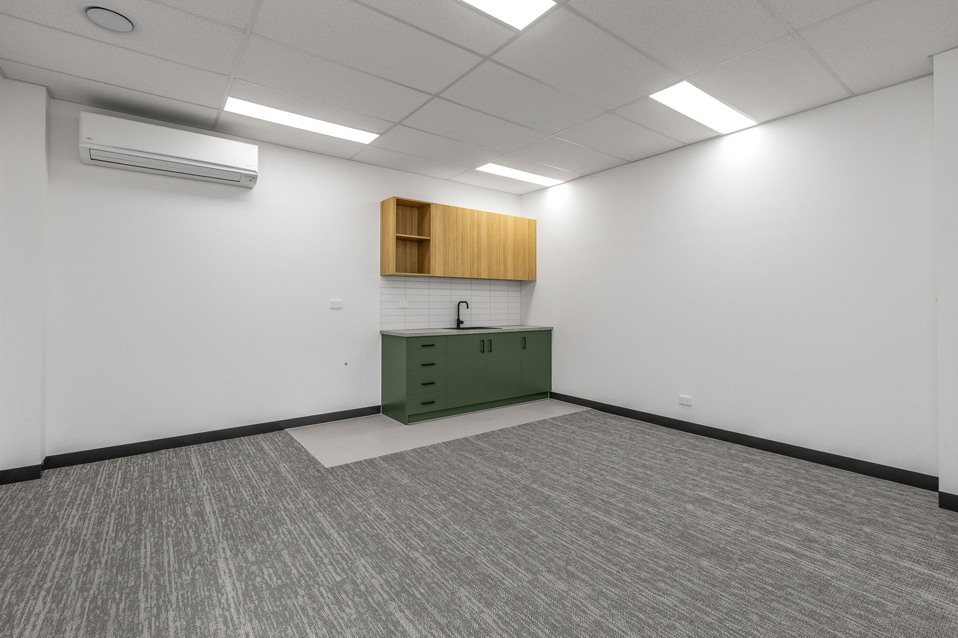 144-150 Hall Street, Spotswood image 16