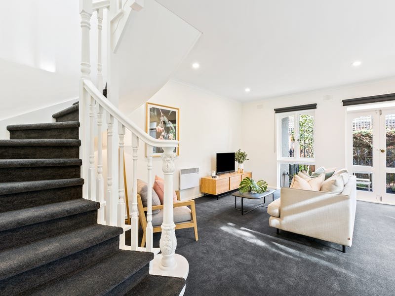 Property Gallery Thumbnail 3