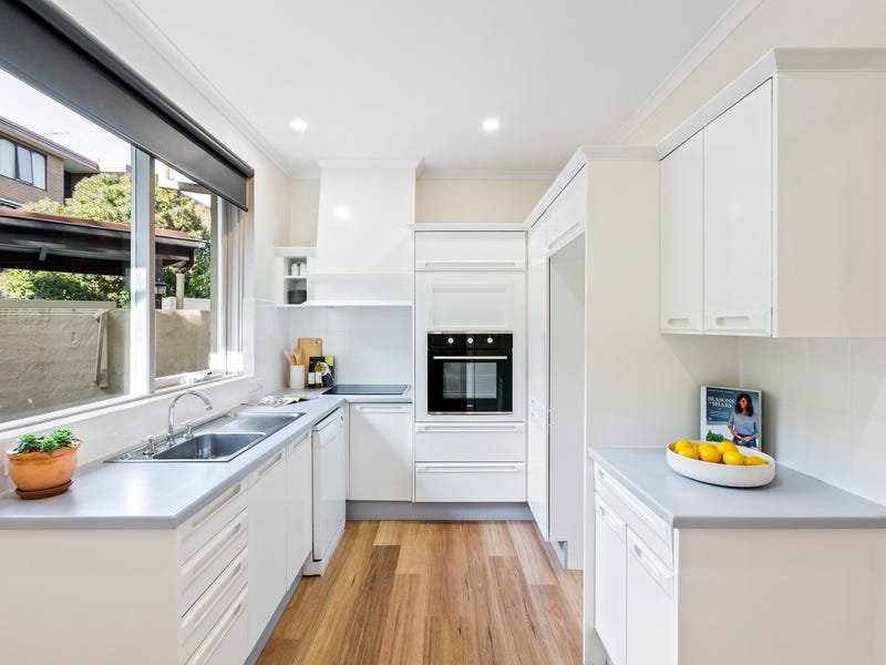 Property Gallery Thumbnail 6