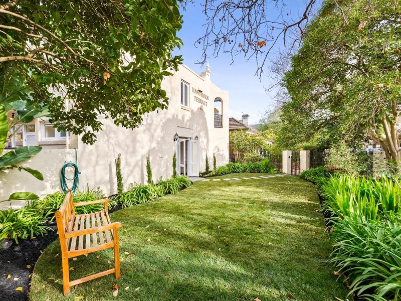 Property Gallery Thumbnail 12