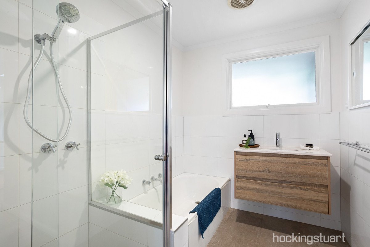 1/44 Banool Road, Surrey Hills image 8
