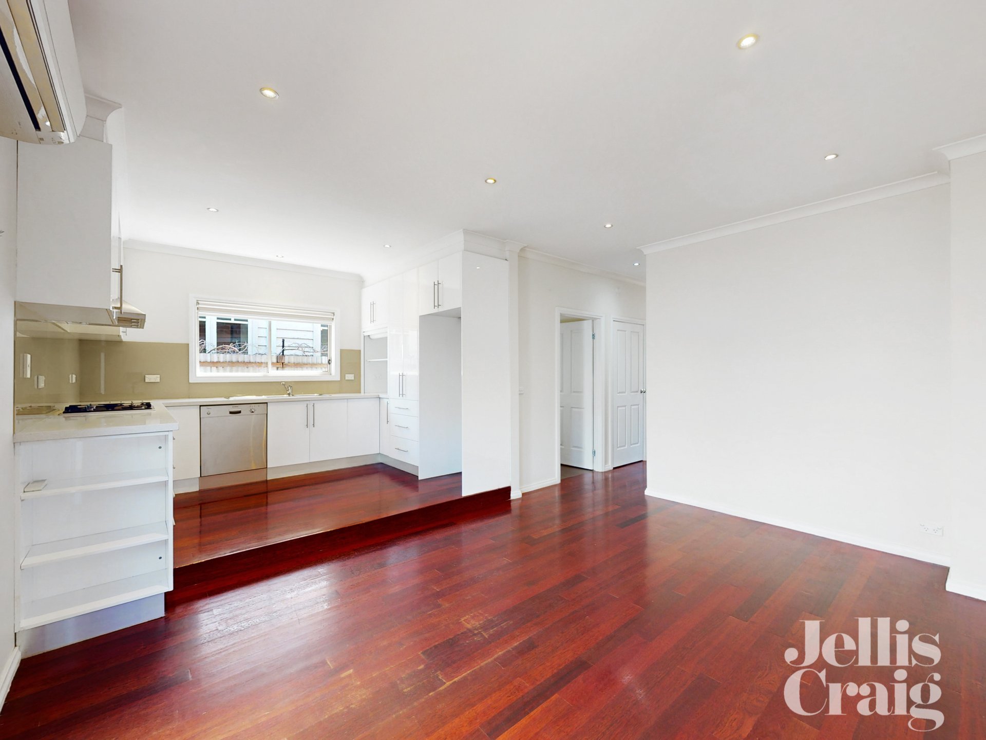 1/44 Creswick Street, Footscray image 3