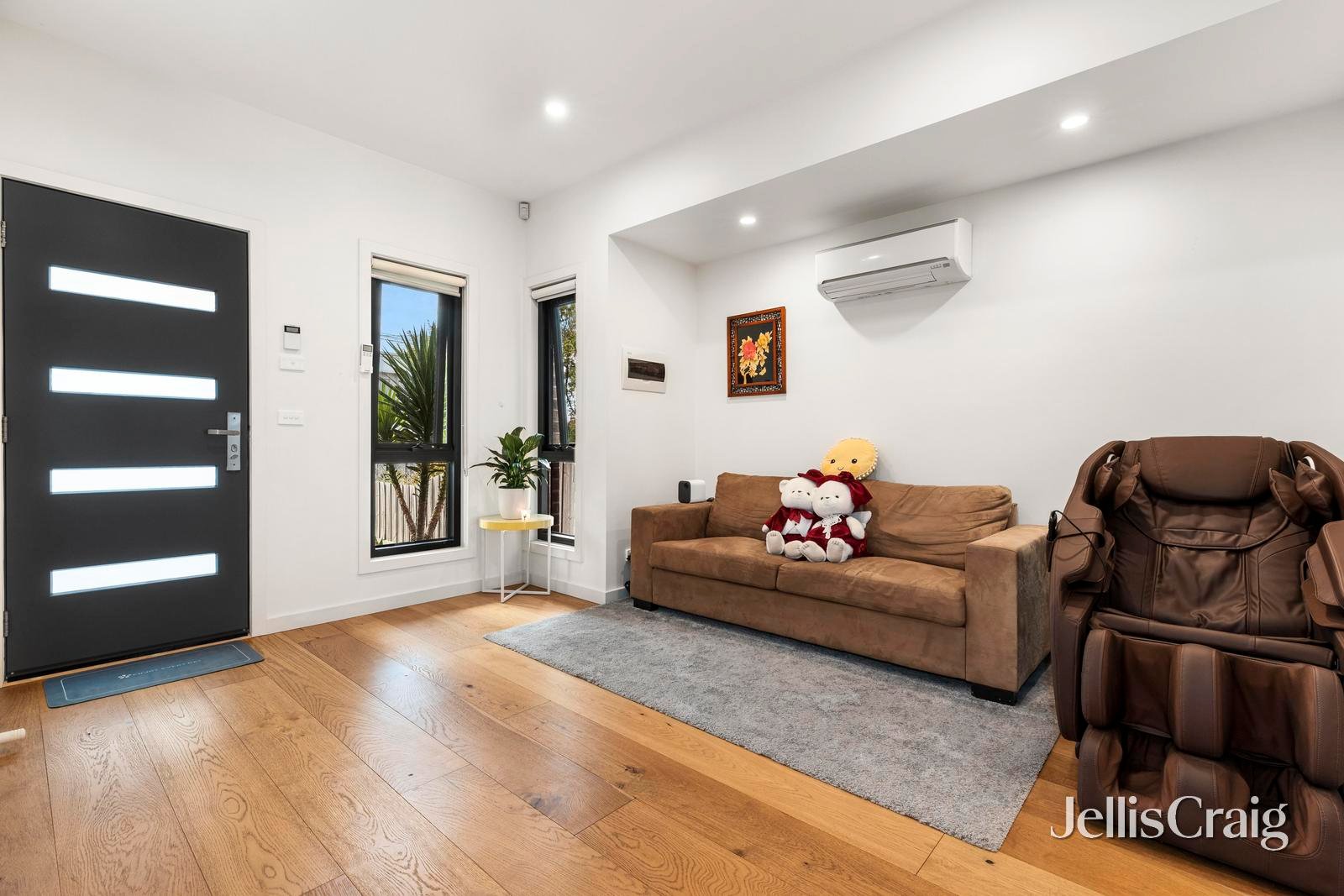 1/44 Douglas Street, Ashwood image 2