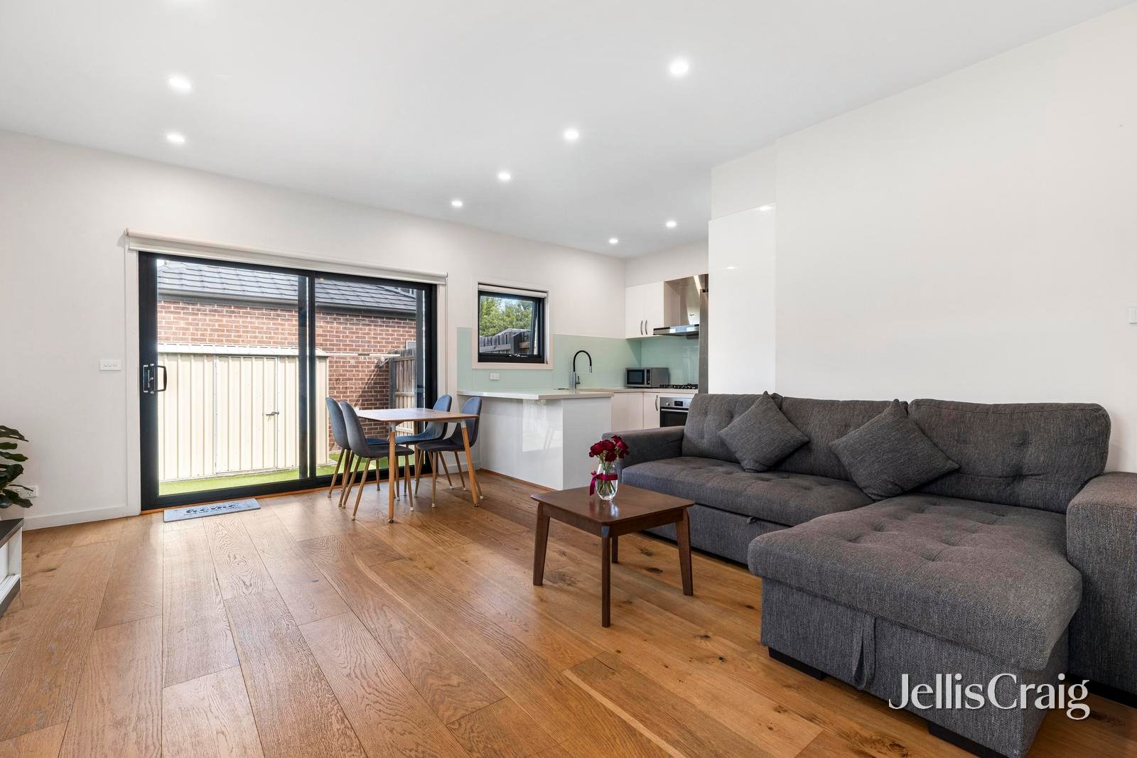 1/44 Douglas Street, Ashwood image 6