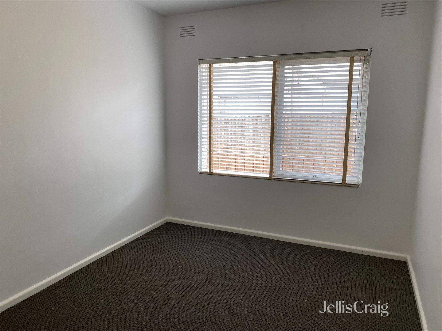 1/44 Dundas Street, Thornbury image 4