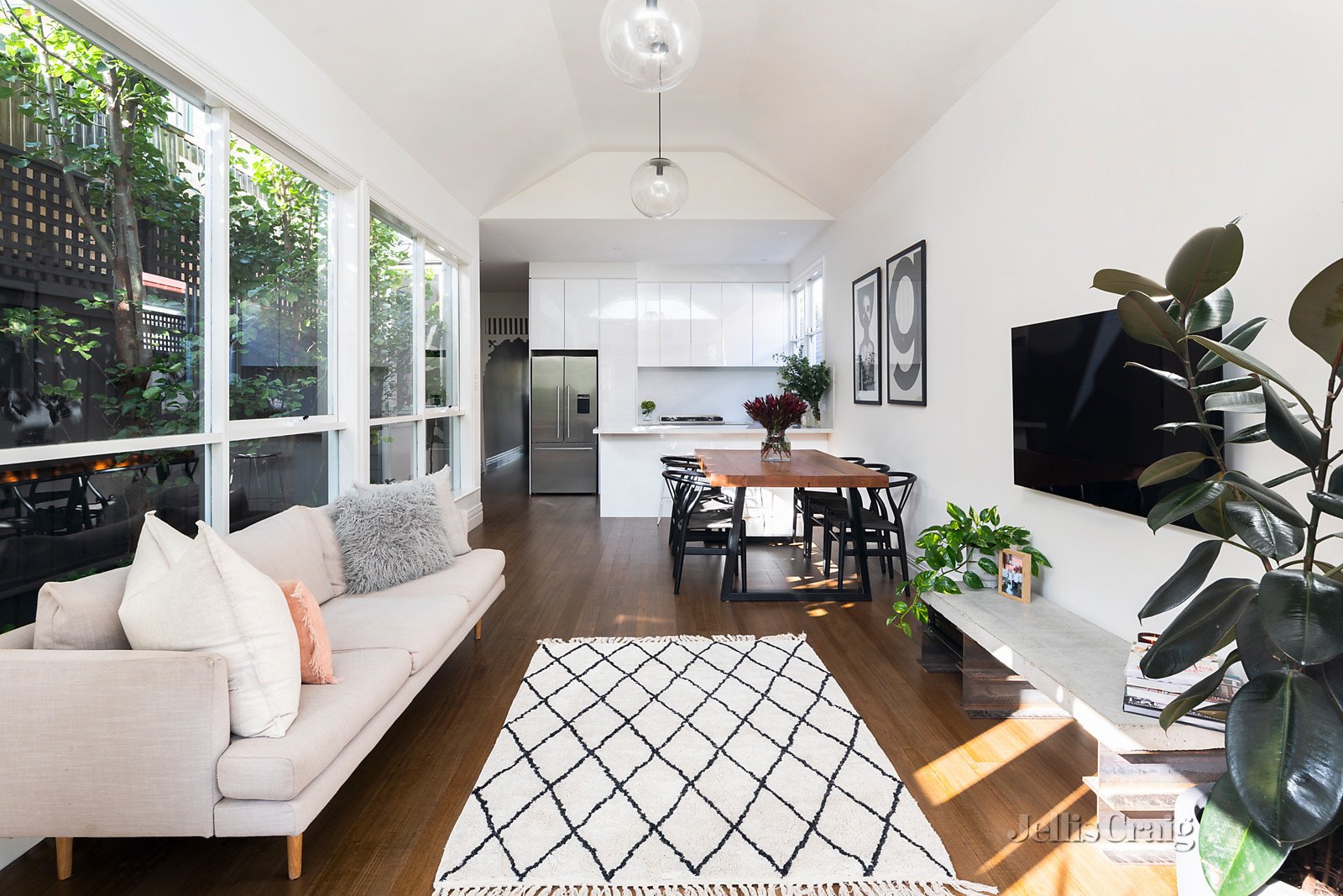 144 Elm Street, Northcote image 5
