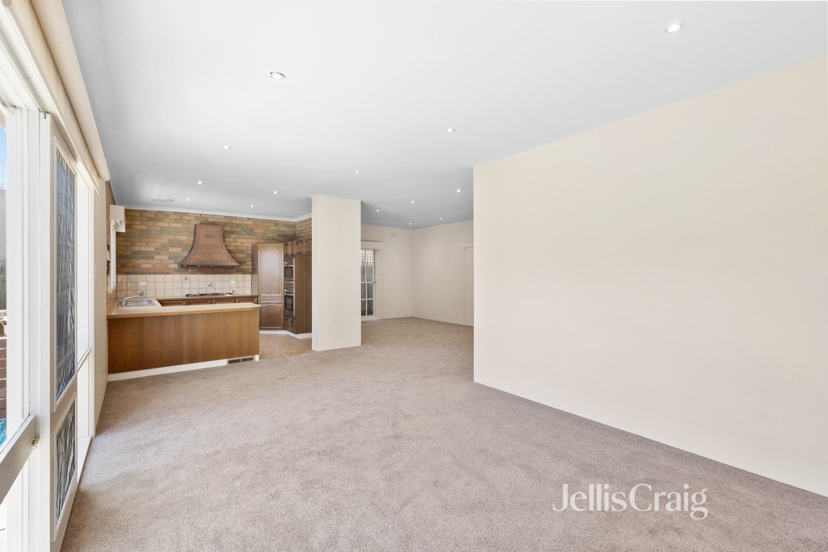 144 Head Street, Brighton image 5