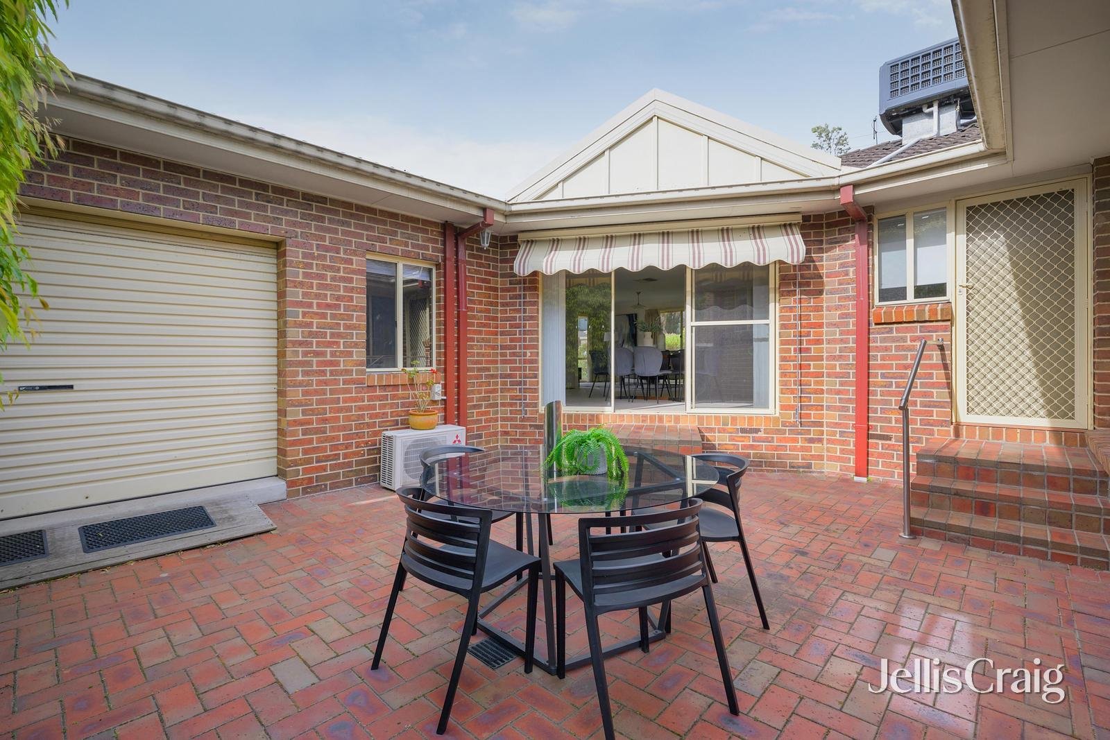 1/44 Irving Street, Mount Waverley image 12