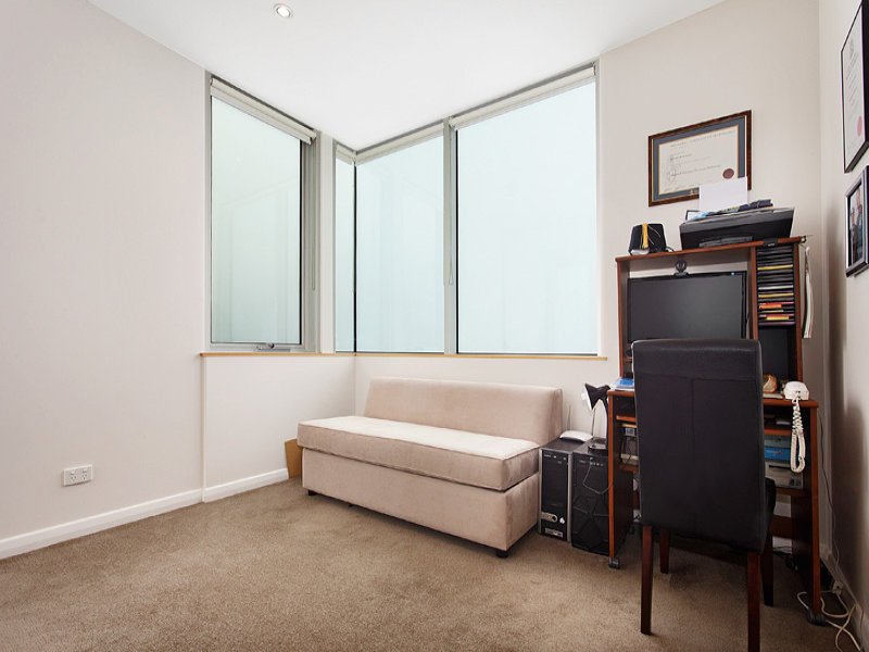 1/44 Mills Street, Albert Park image 7