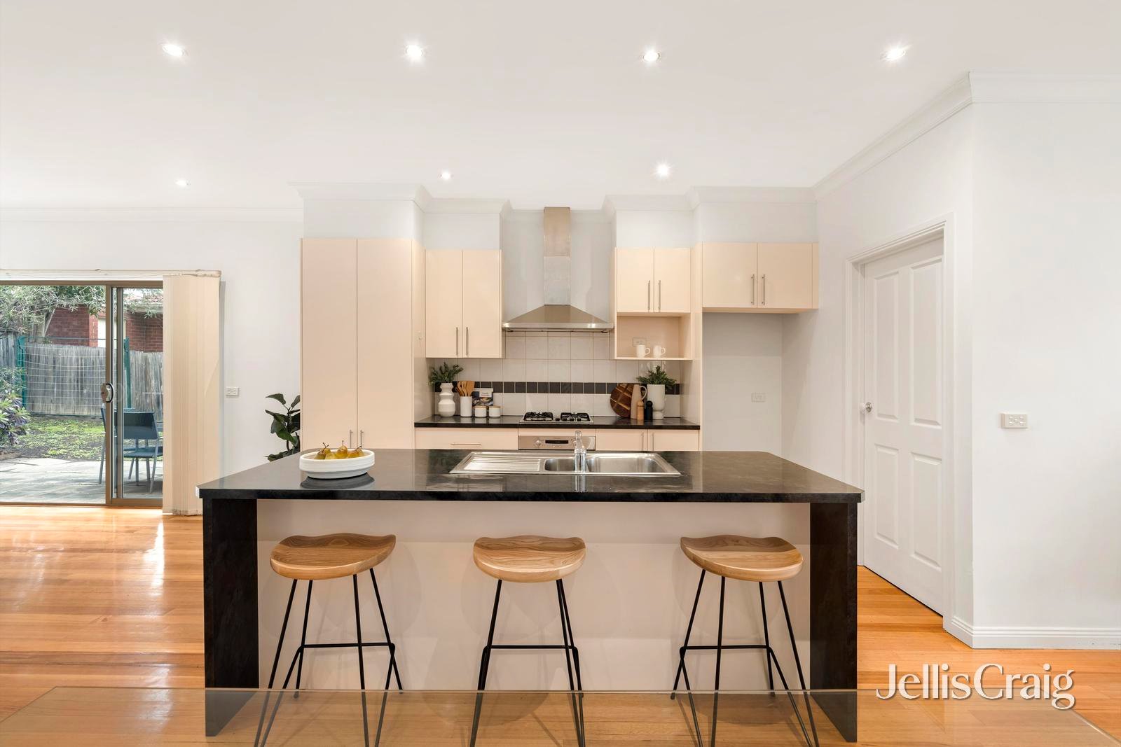 1/44 Pitt Street, Ringwood image 4