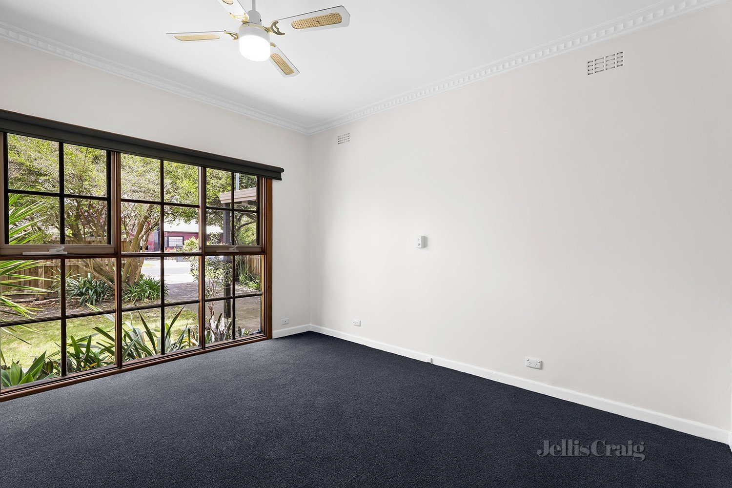 1/44 Riviera Street, Mentone image 4