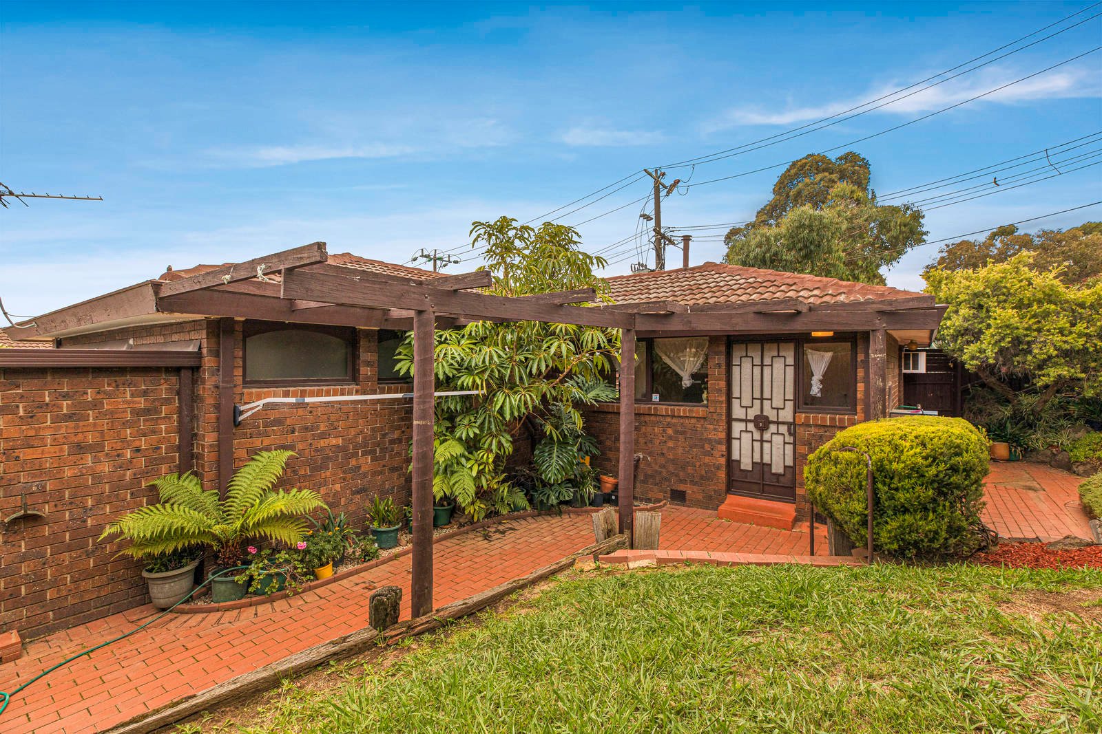 Property Gallery Thumbnail 6