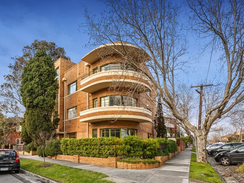 1/44 Southey Street, Elwood image 1